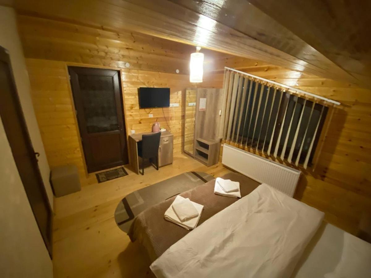 Four Season In Kazbegi Hotell Eksteriør bilde