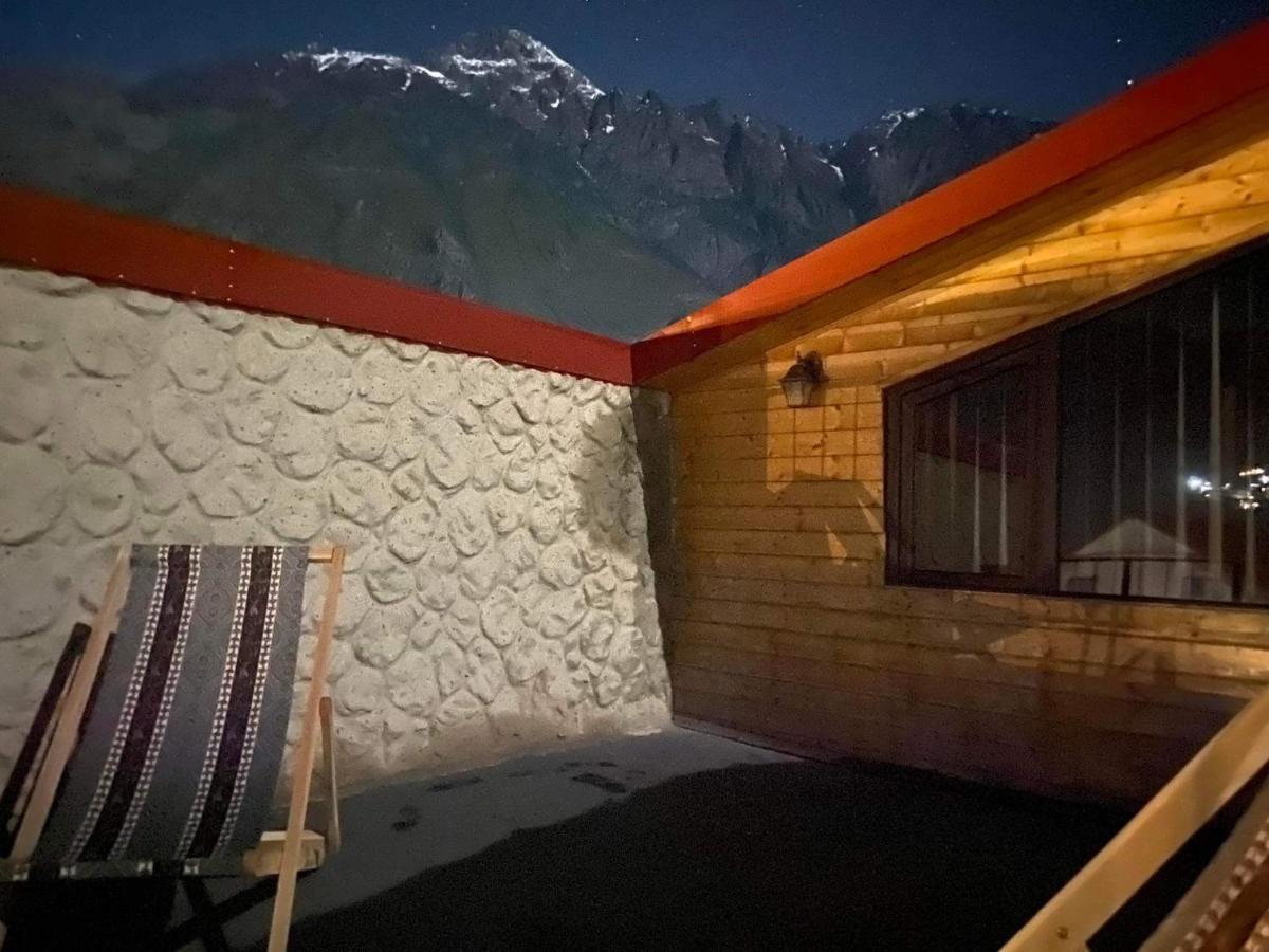 Four Season In Kazbegi Hotell Eksteriør bilde