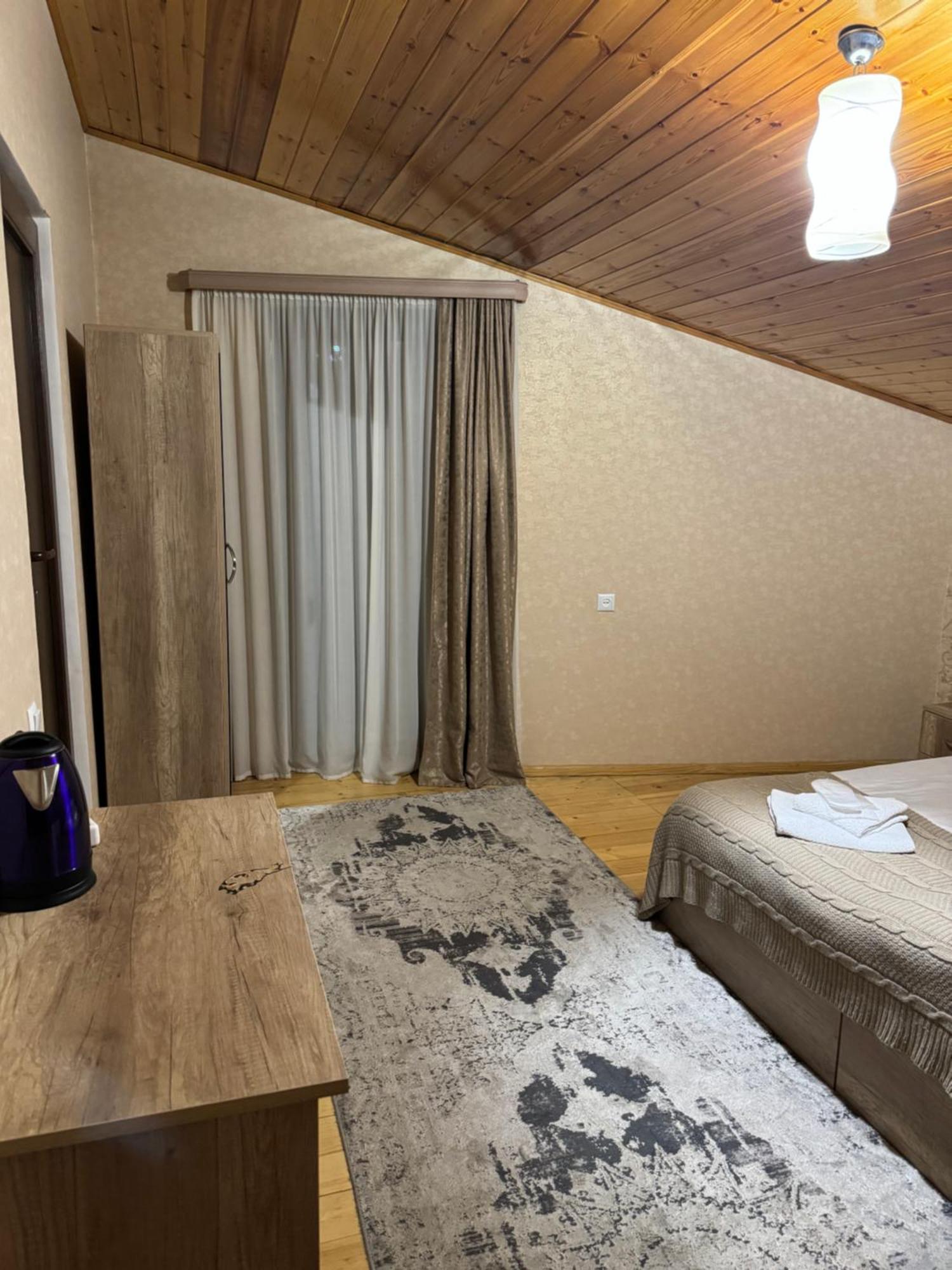 Four Season In Kazbegi Hotell Eksteriør bilde